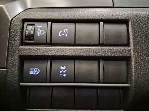 Used 2026 Toyota Tacoma TRD Sport AWD/4WD image 56