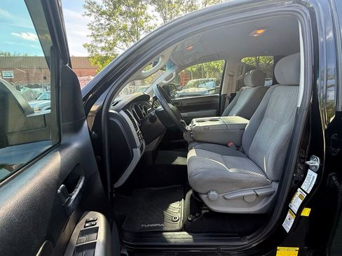 Used 2012 Toyota Tundra 4x4 Double Cab w/ Tow Pkg image 10