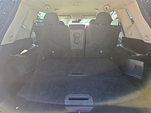 Used 2019 Nissan Rogue S w/ Special Edition Package AWD/4WD image 8