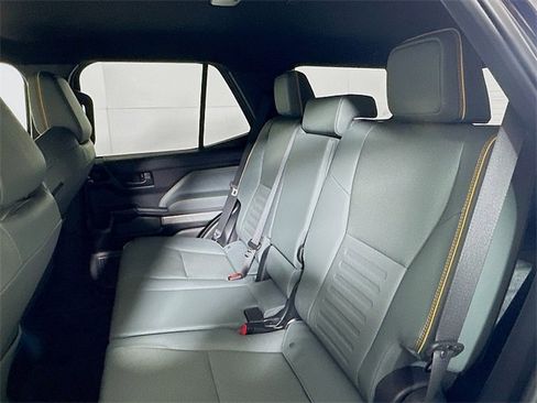 Used 2025 Toyota 4Runner Trailhunter image 21
