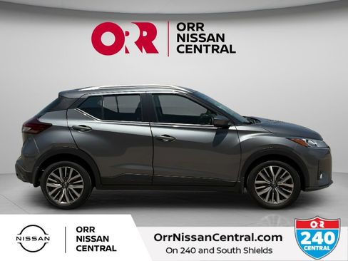 Used 2023 Nissan Kicks SV FWD image 4