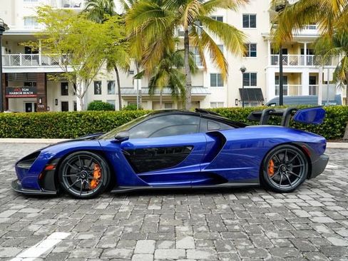 Used 2019 McLaren Senna image 14