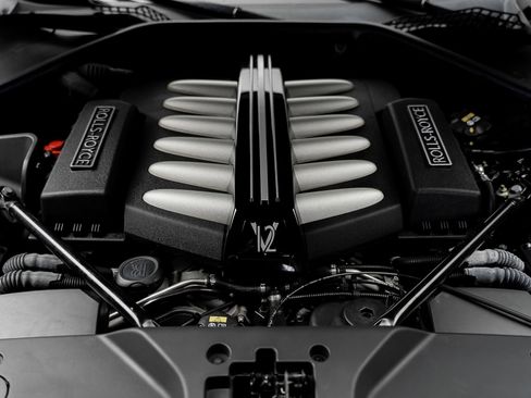 Used 2016 Rolls-Royce Dawn RWD image 60