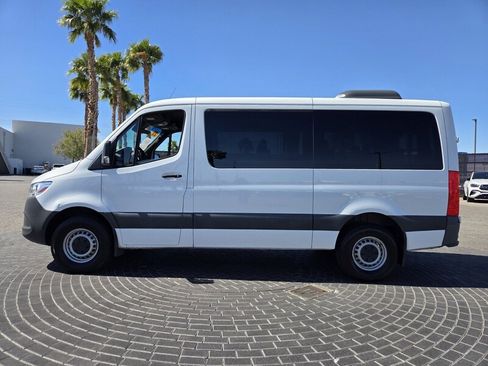Used 2023 Mercedes-Benz Sprinter 2500 image 2