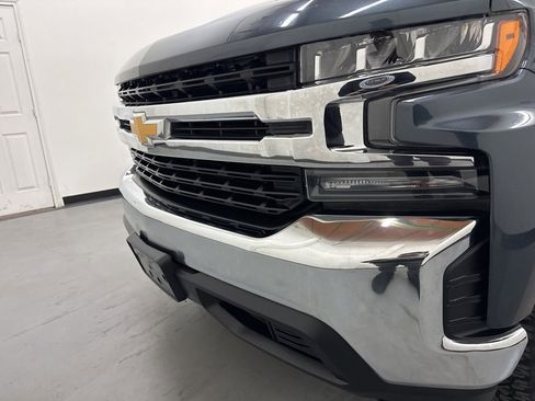 Used 2020 Chevrolet Silverado 1500 LT w/ Texas Edition image 22