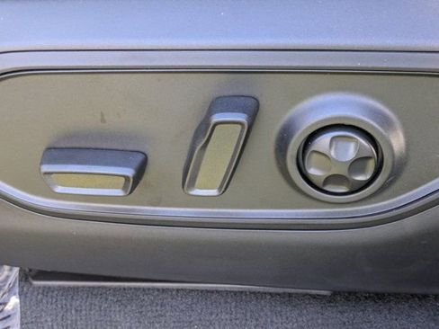 New 2025 Jeep Grand Cherokee L Limited w/ Black Appearance Package image 18