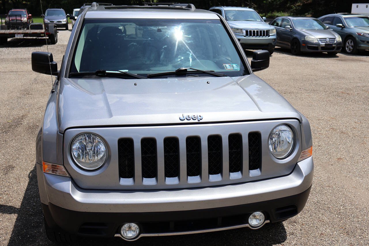 Used 2016 Jeep Patriot High Altitude FWD image 2