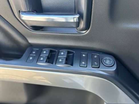 Used 2018 Chevrolet Silverado 1500 LT w/ All Star Edition AWD/4WD image 26