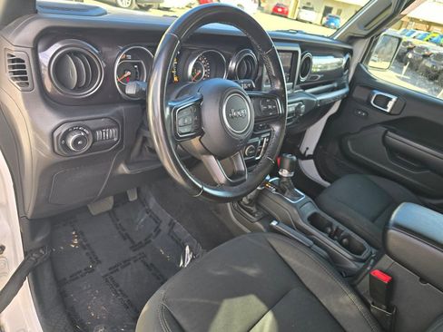 Used 2021 Jeep Wrangler Unlimited Sport image 23