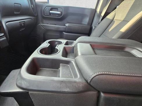 Used 2021 GMC Sierra 1500 4x4 Crew Cab w/ Sierra Value Package image 15
