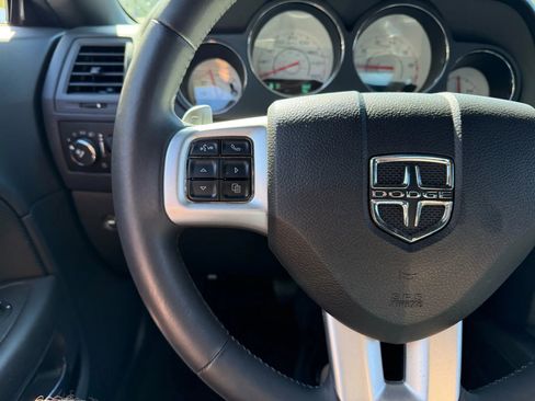 Used 2013 Dodge Challenger R/T image 22
