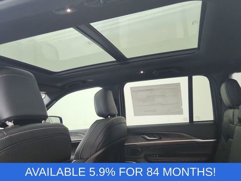 New 2026 Jeep Grand Cherokee Limited image 31