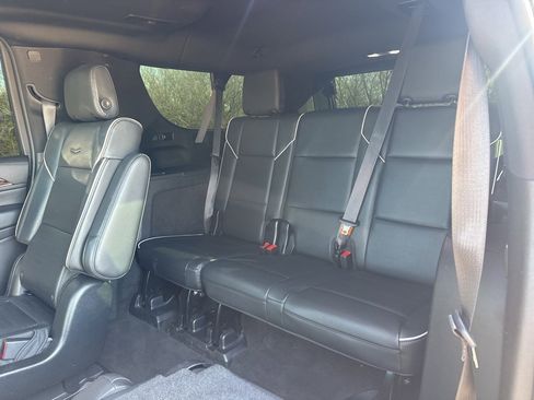 Used 2023 Cadillac Escalade ESV Premium Luxury image 46