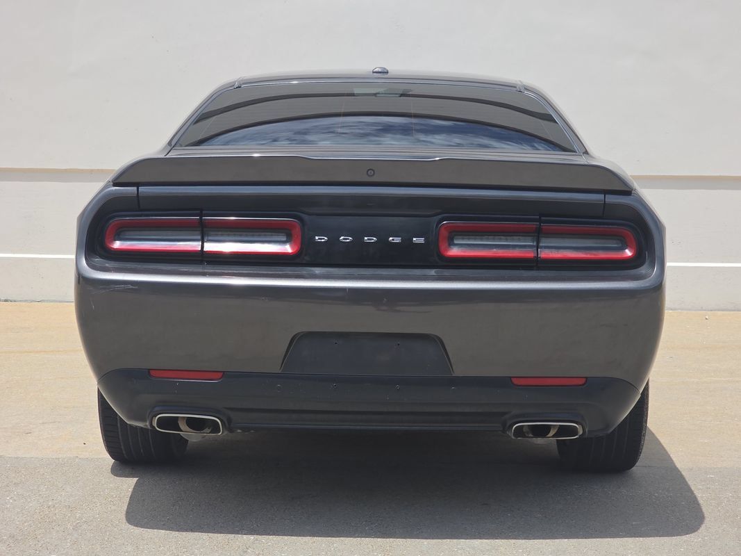 Used 2022 Dodge Challenger GT RWD image 4
