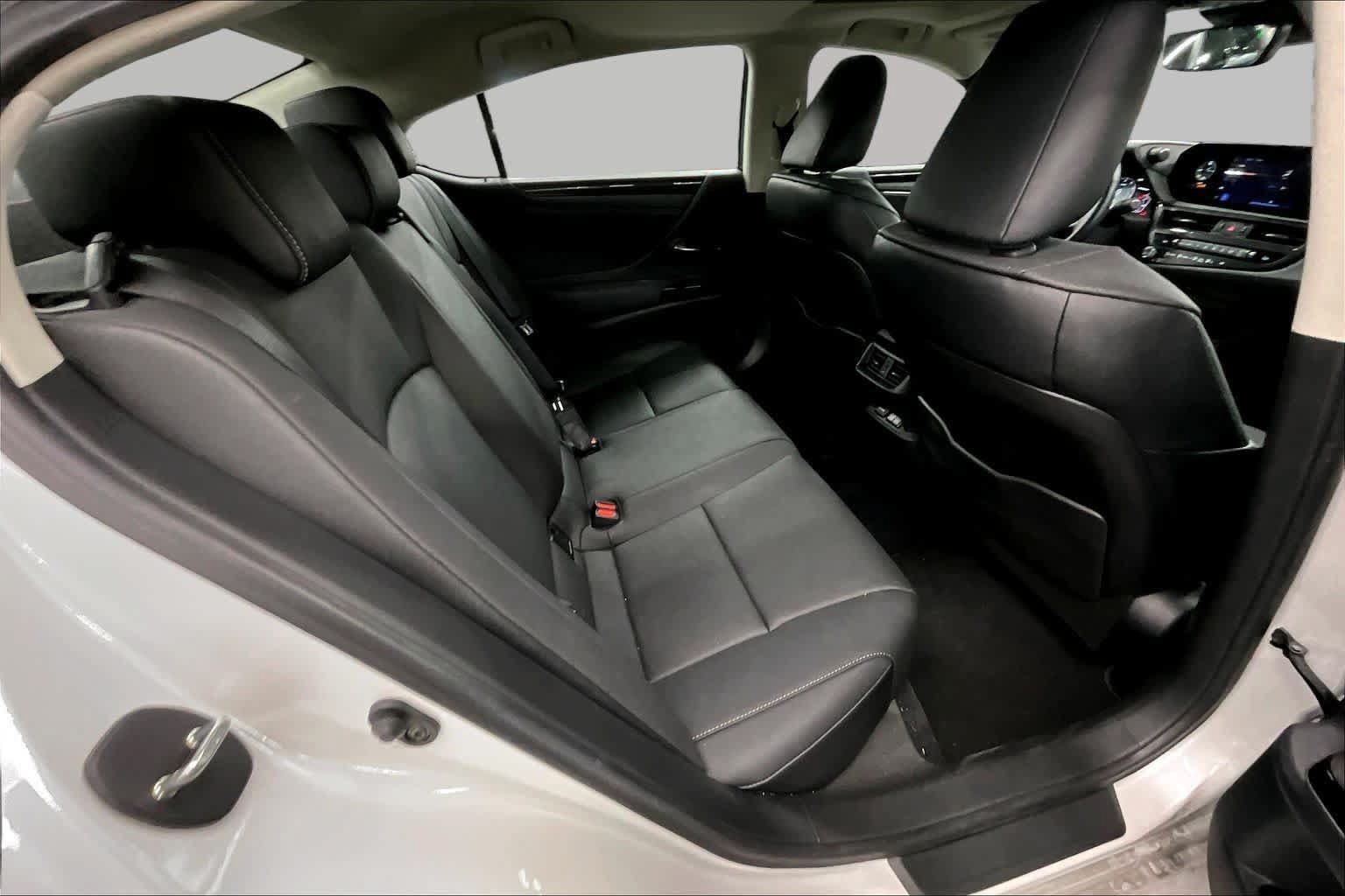 Used 2025 Lexus ES 350 w/ Accessory Package (Z2) FWD image 20