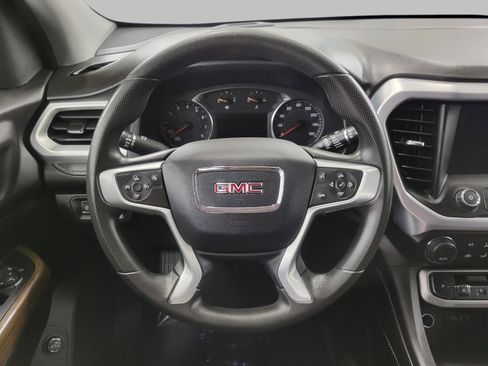 Used 2023 GMC Acadia SLE w/ Driver Convenience Package image 6