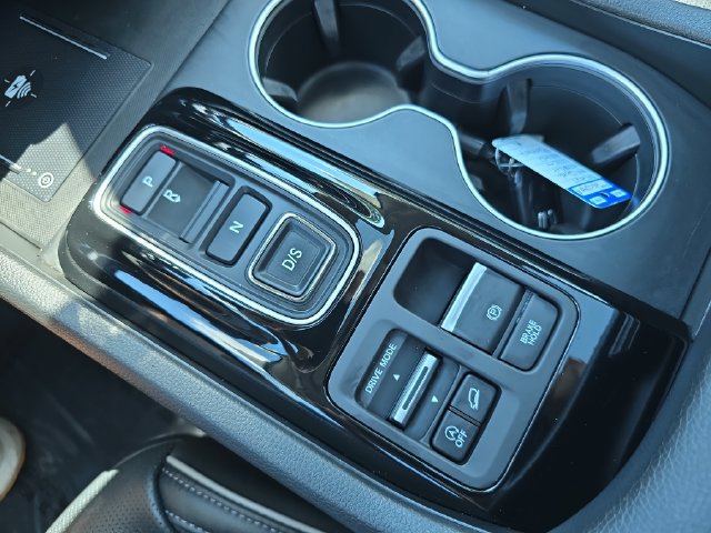 Used 2025 Honda Pilot Elite image 28
