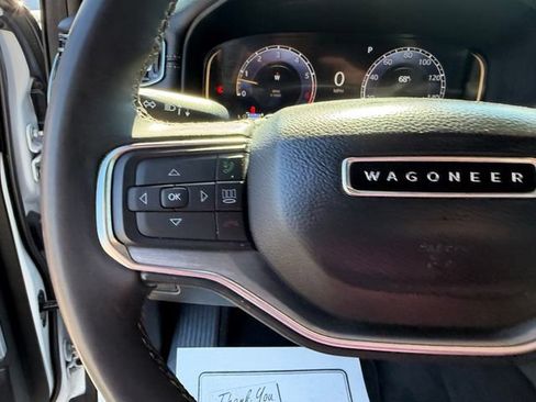 Used 2024 Jeep Wagoneer Series II AWD/4WD image 29