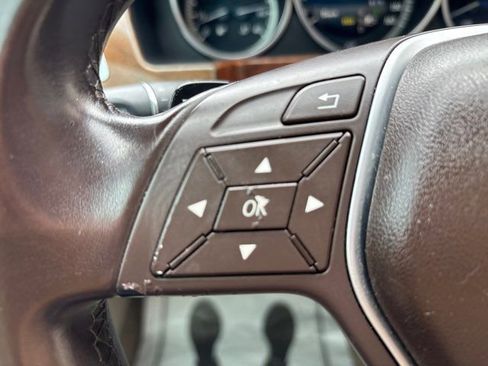 Used 2014 Mercedes-Benz E 350 Sedan image 47