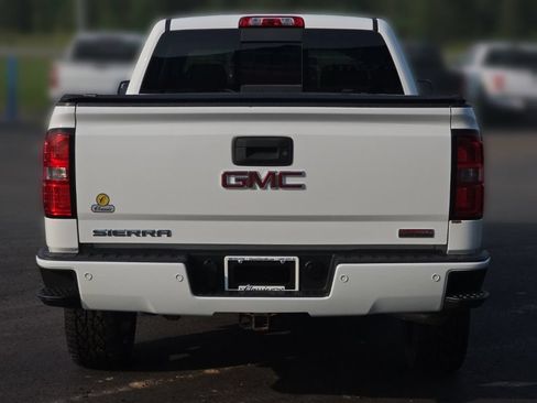Used 2015 GMC Sierra 1500 SLT w/ All-Terrain Package AWD/4WD image 7