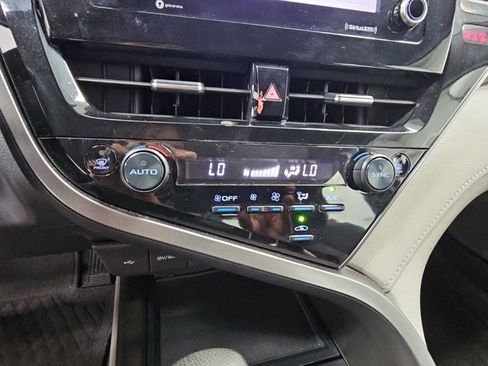 Used 2023 Toyota Camry LE FWD image 17