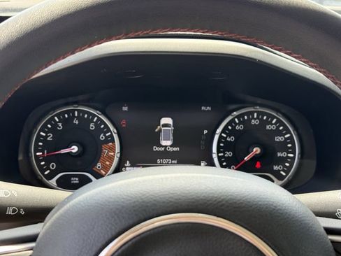 Used 2023 Jeep Renegade Trailhawk AWD/4WD image 17