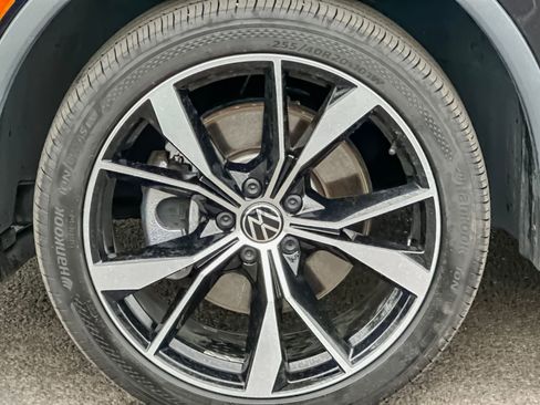 Used 2022 Volkswagen Tiguan SEL R-Line AWD/4WD image 27