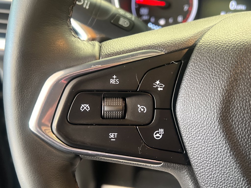 Used 2023 Chevrolet TrailBlazer ACTIV w/ Sun and Liftgate Package AWD/4WD image 28