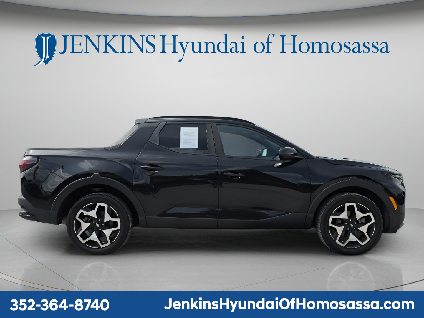 Used 2023 Hyundai Santa Cruz Limited AWD/4WD image 3