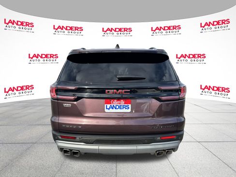 Used 2024 GMC Acadia Elevation w/ Luxury Package image 4