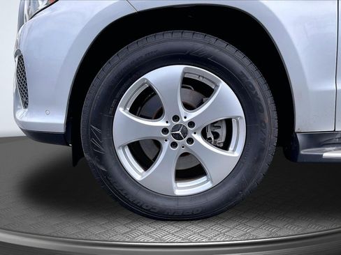 Used 2017 Mercedes-Benz GLS 450 4MATIC w/ Premium Package image 9