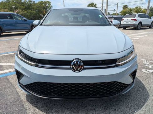 Certified 2026 Volkswagen Jetta SE FWD image 9