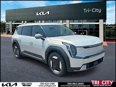 New 2026 Kia EV9 Wind image 1