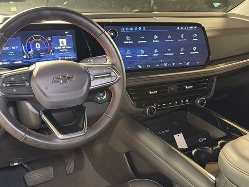 Used 2025 Chevrolet Tahoe RST AWD/4WD image 18