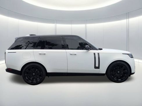 Used 2023 Land Rover Range Rover Autobiography AWD/4WD image 7