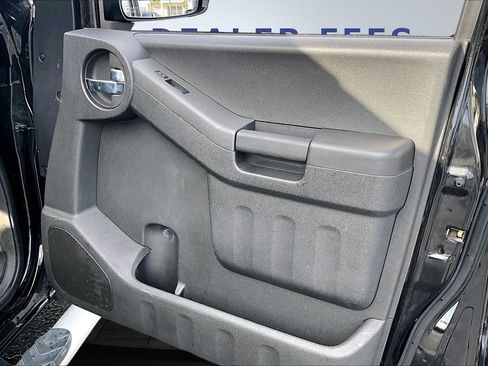 Used 2015 Nissan Xterra PRO-4X w/ Nevada Tow Package image 28