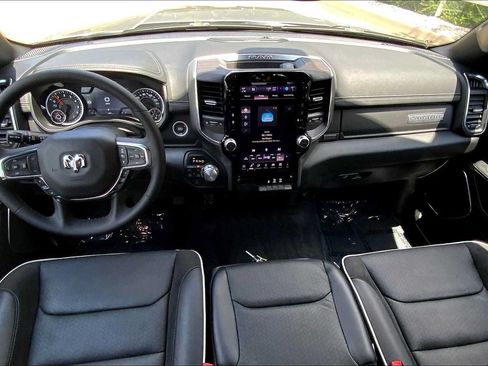 Used 2025 RAM 1500 Laramie AWD/4WD image 14