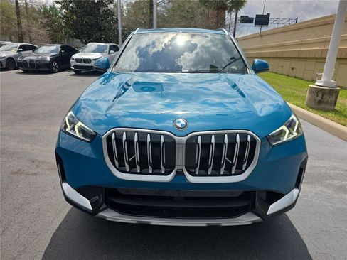 Used 2025 BMW X1 xDrive28i image 2