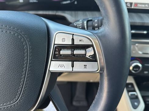 Used 2024 Kia Telluride EX w/ EX Captain's Chair Package AWD/4WD image 22