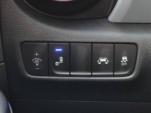 Used 2021 Hyundai Kona SEL FWD image 16