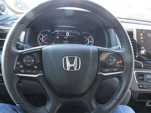 Used 2022 Honda Pilot EX-L image 5