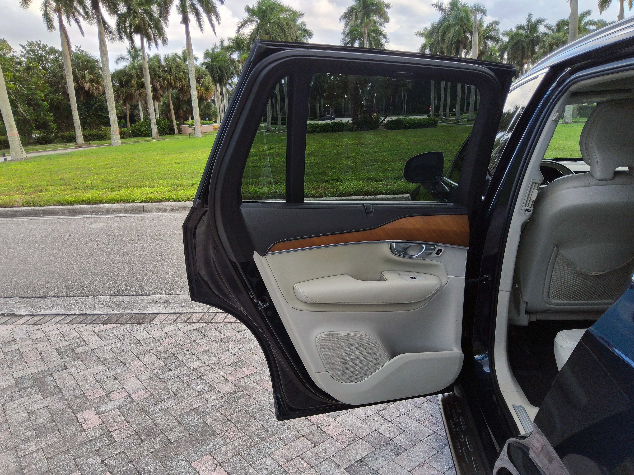 Used 2019 Volvo XC90 T6 Inscription w/ Advanced Package AWD/4WD image 38