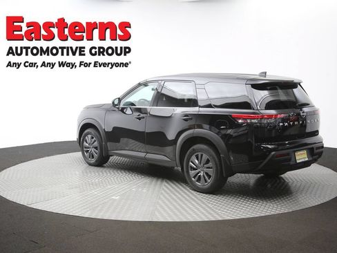 Used 2024 Nissan Pathfinder S AWD/4WD image 64