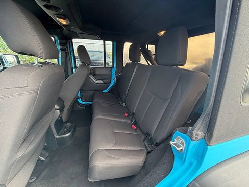 Used 2017 Jeep Wrangler Unlimited Sport w/ Quick Order Package 24S AWD/4WD image 11