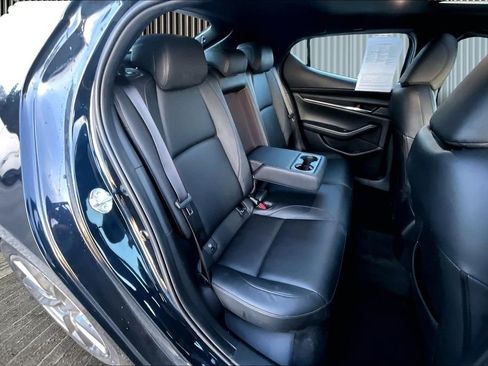 Used 2023 MAZDA MAZDA3 s image 27