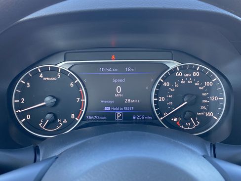 Used 2024 Nissan Altima 2.5 SV image 29