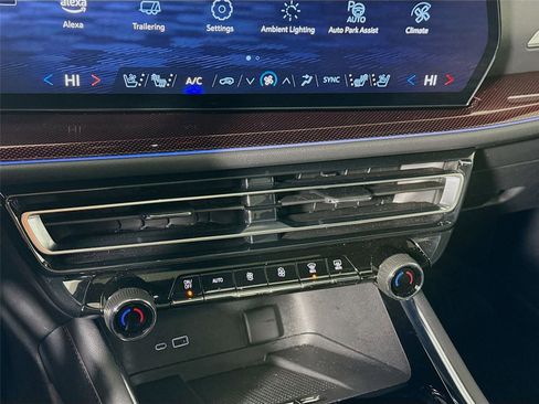 Used 2024 Chevrolet Traverse RS w/ LPO, Floor Liner Package image 10