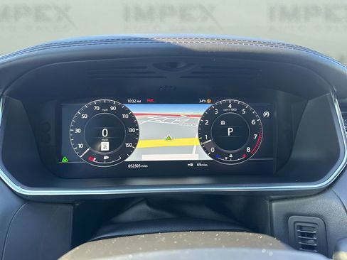 Used 2018 Land Rover Range Rover Sport HSE Dynamic image 26