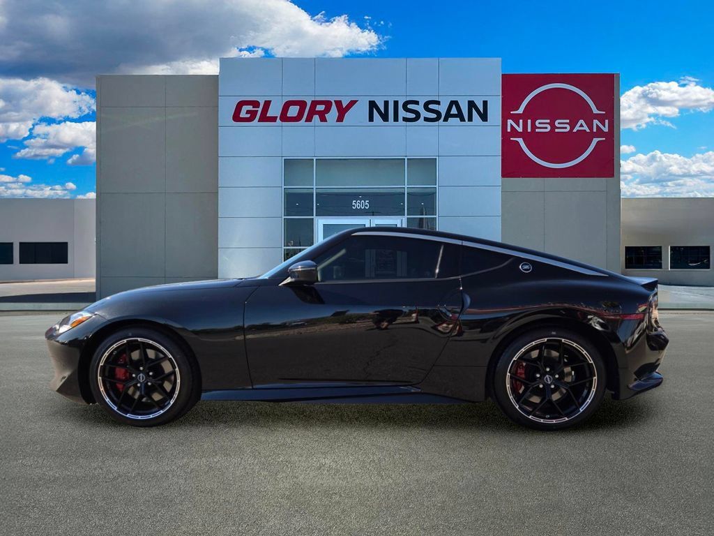 New 2027 Nissan Z Performance RWD image 8