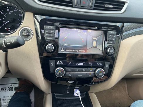 Used 2015 Nissan Rogue SL w/ SL Premium Package image 15